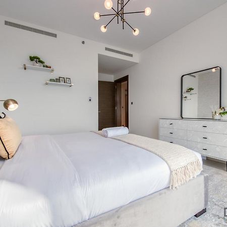 Notable 2Br At Sobha Hartland Greens Mbr City By Deluxe Holiday Homes Dubai Exterior foto