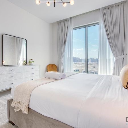 Notable 2Br At Sobha Hartland Greens Mbr City By Deluxe Holiday Homes Dubai Exterior foto