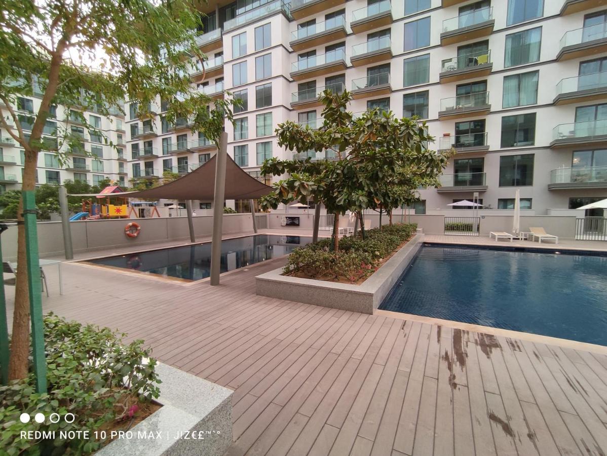 Notable 2Br At Sobha Hartland Greens Mbr City By Deluxe Holiday Homes Dubai Exterior foto