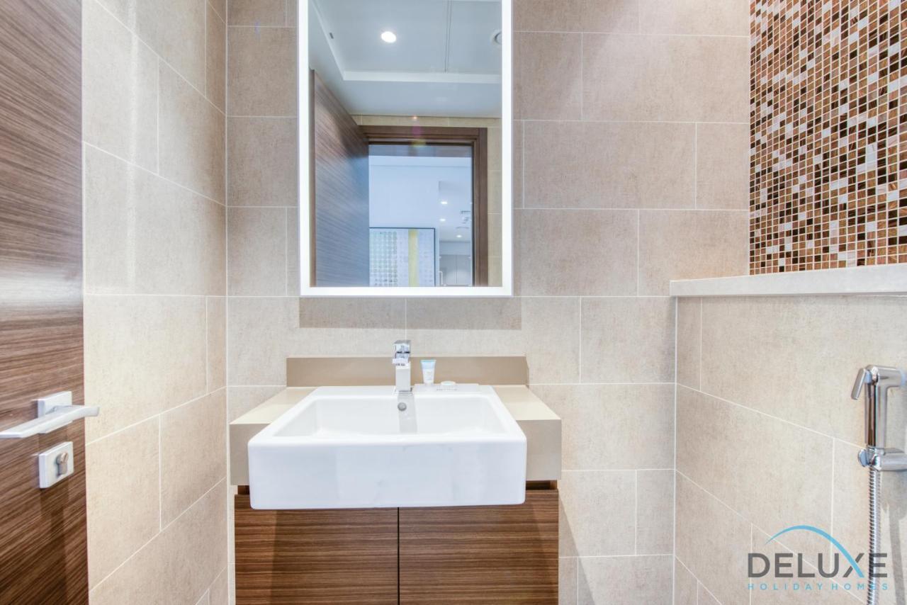 Notable 2Br At Sobha Hartland Greens Mbr City By Deluxe Holiday Homes Dubai Exterior foto